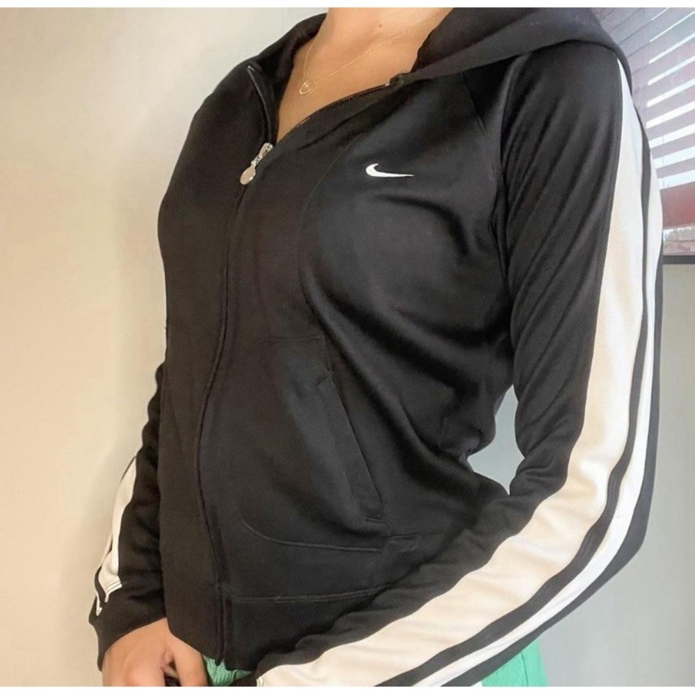 Nike Swoosh Sleeve Full Zip Hoodie Jacket Black M Nylon Hood Pocket Panels